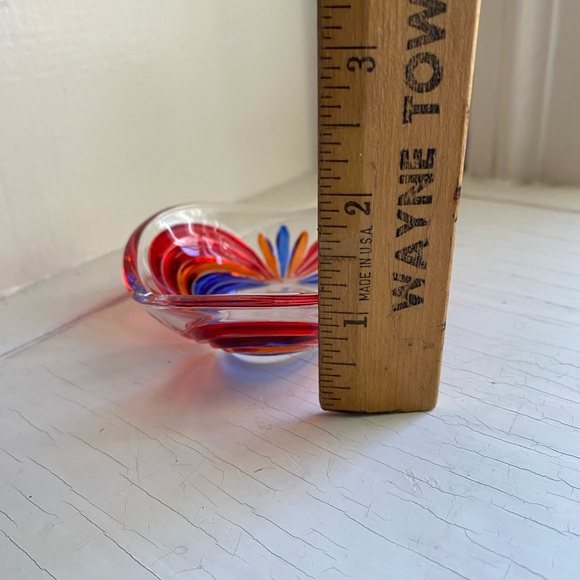 Made in Italy Murano glass dish. 3inches diameter. - Picture 4 of 4